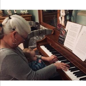 Meet your Posher, Mimi